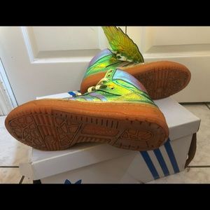 Jeremy Scott foil wing